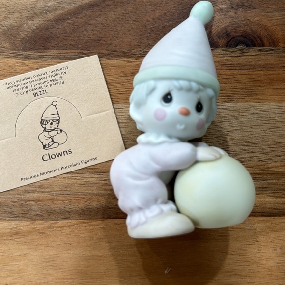 Precious Moments Clowns 12238 1984 - Picture 4 of 12